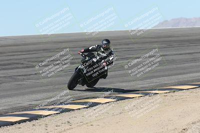 media/Oct-13-2025-Moto Forza (Mon) [[a66d839500]]/4-C Group/Session 2 (Bowl)/